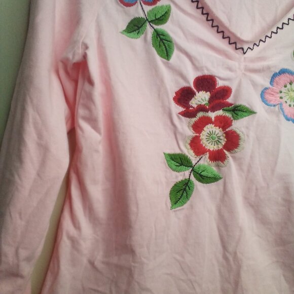 White Stag Blouse S Long Sleeve Embroidery Flowers V-Neck Pink - Picture 7 of 15